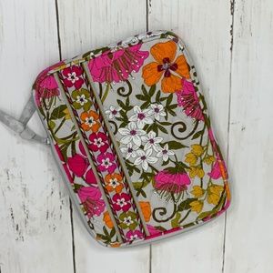 Vera Bradley Tablet sleeve in Tea Garden